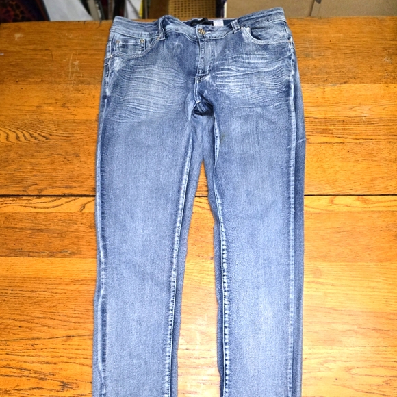 DENIM JEANS - Picture 1 of 13